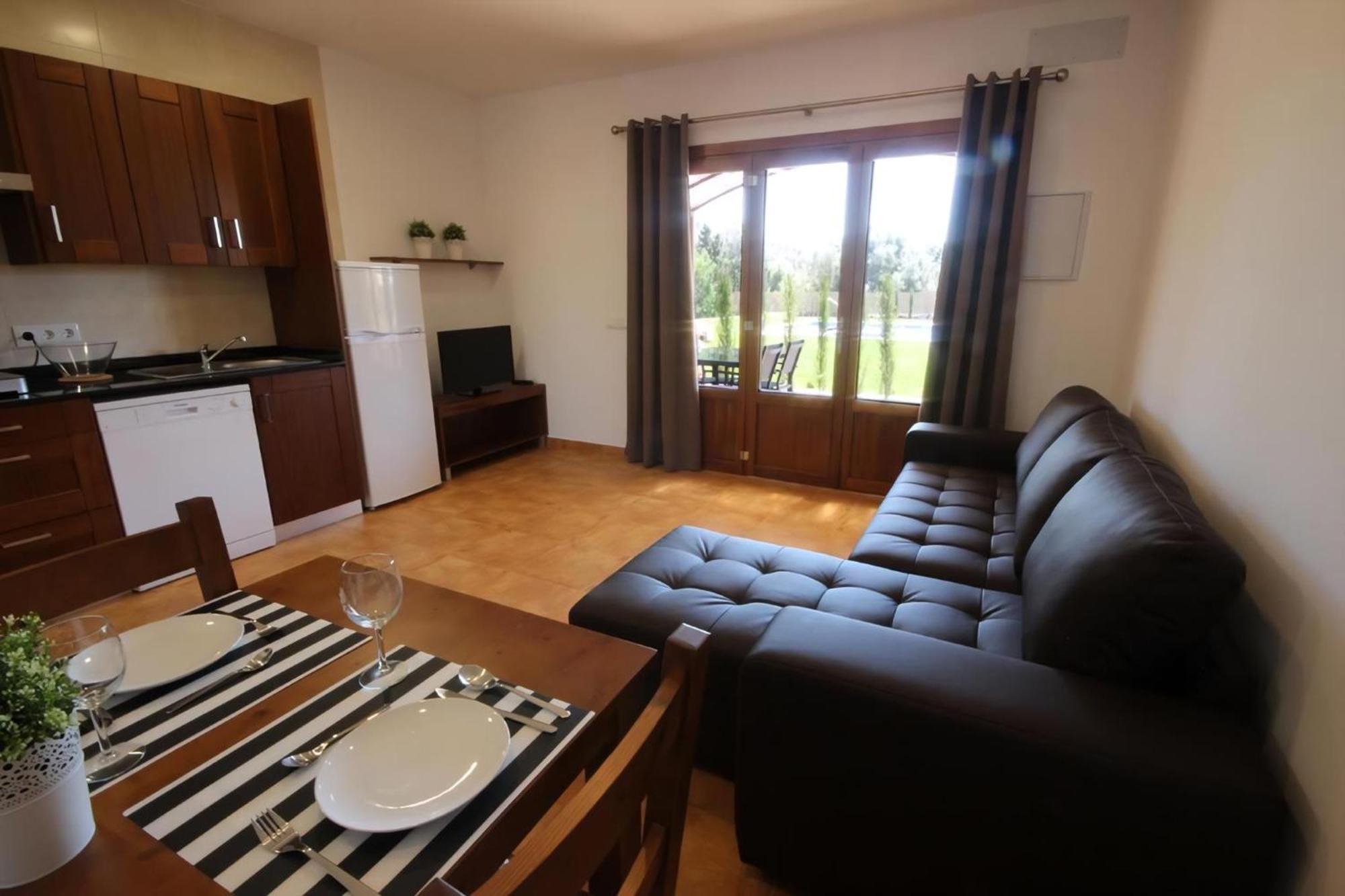 Apartment In Mit Terrasse Und Garten